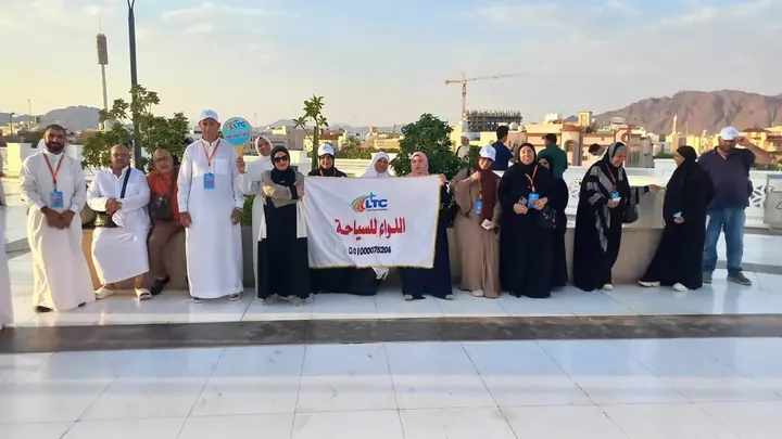 معتمرو اللواء على سطح المسجد النبوي